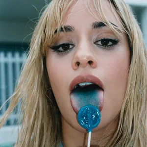 Pochette de l'album C,XOXO de Camila Cabello (2024)